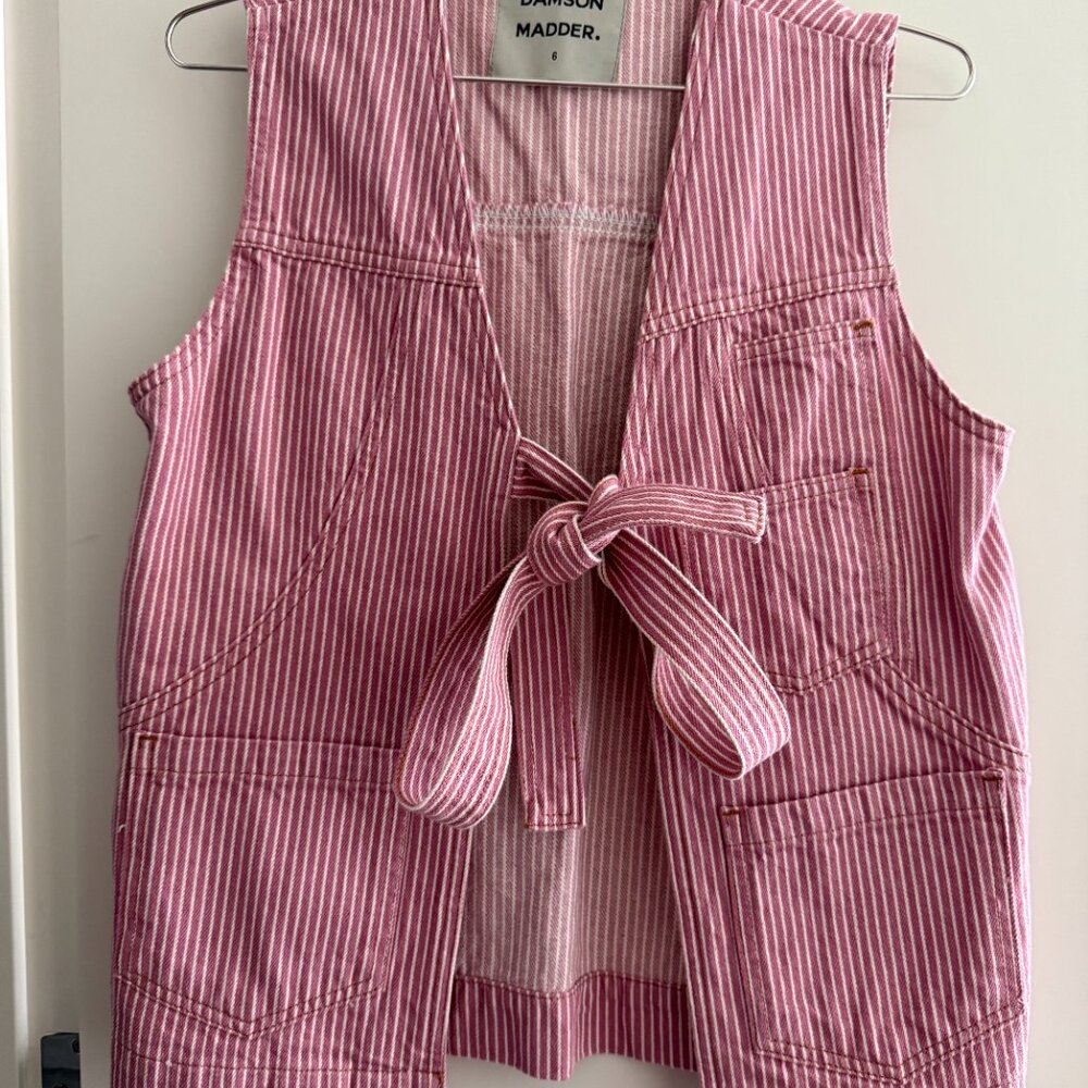 Damson Madder Dilly Gilet - Picture 7 of 10